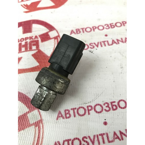 Датчик давления кондиционера Partner / Berlingo 1.6HDI 2008- 9647971280
